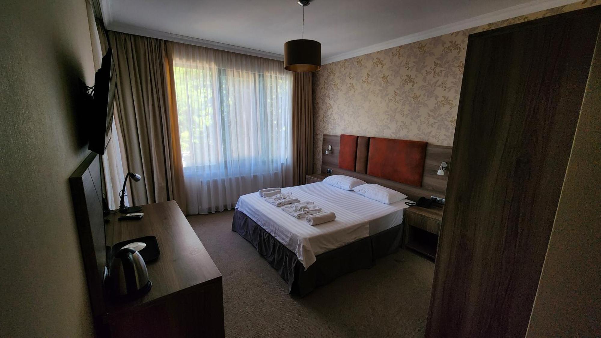 Hotel Montana Kvariati Eksteriør billede