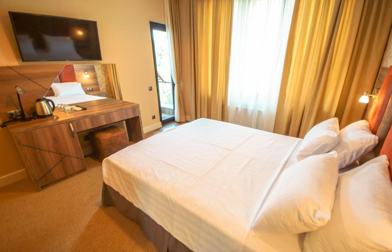 Hotel Montana Kvariati Eksteriør billede